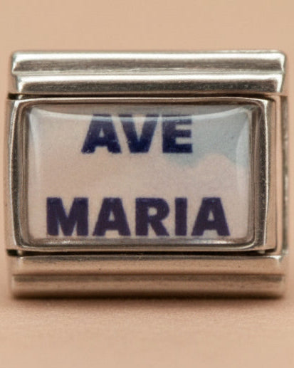 Ave Maria Charm
