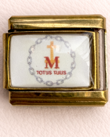 Totus Tuus Charm