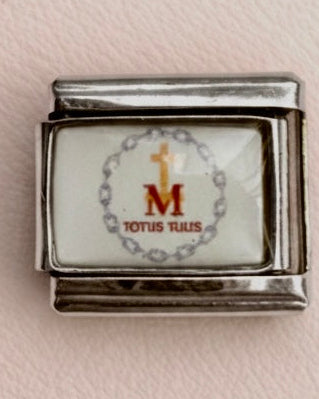 Totus Tuus Charm